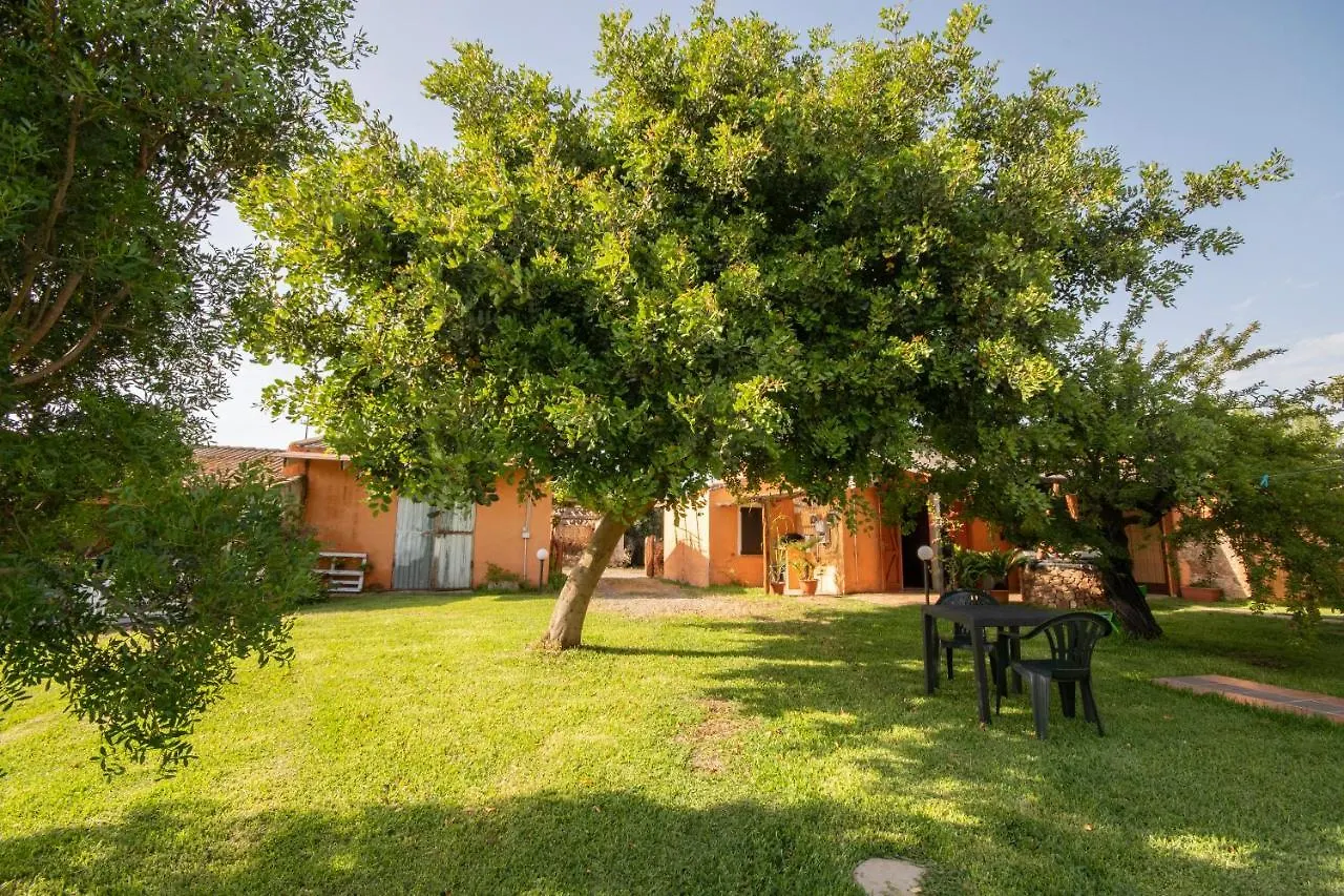 Bed and Breakfast Is Cuccus à Masainas Italie