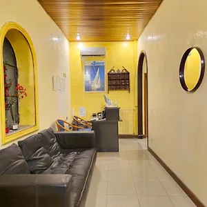 https://azzurra.it-romehotels.com